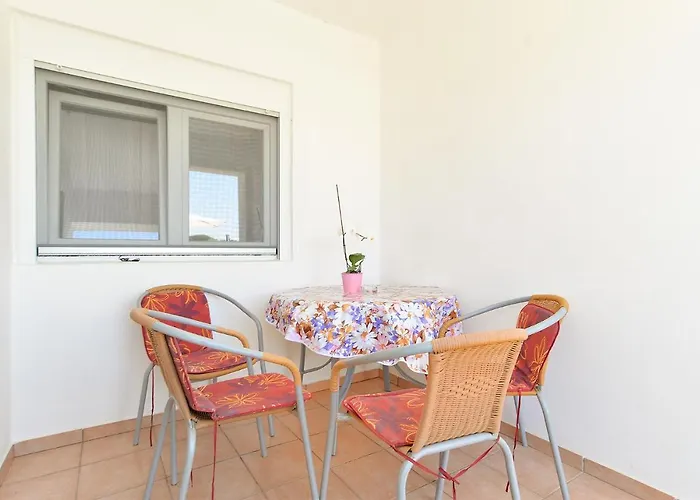 Apartment Valbandon With Pool 31