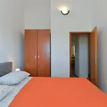 Apartment Valbandon With Pool 31