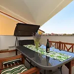 Apartment Valbandon With Pool 31 Fazana