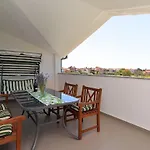Valbandon With Pool 31 Apartment