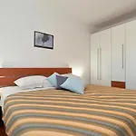 Valbandon With Pool 31 Apartment *