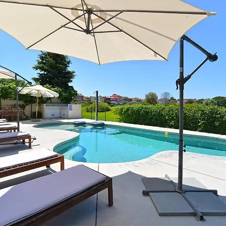 Appartement Valbandon With Pool 31 *