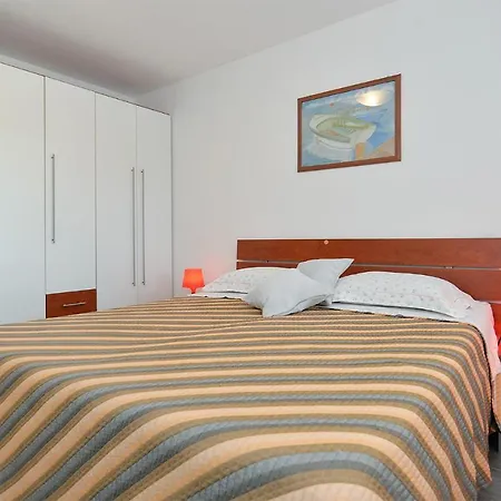 Appartement Valbandon With Pool 31 Fažana