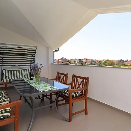 Valbandon With Pool 31 Appartement
