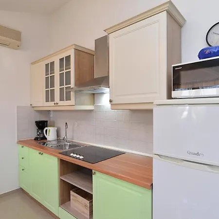 Valbandon With Pool 31 Appartement Fažana